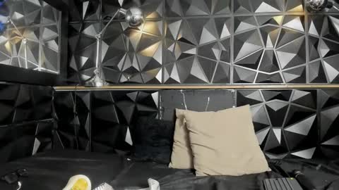 Snapshot of carlamarrinson chatting on 02/19/25, 01:28 carlamarrinson online show from 02/19/25, 01:28