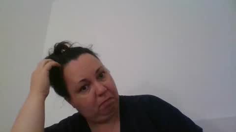 Snapshot of carlaruth chatting on 11/21/25, 05:50 Carlaruth online show from 11/21/25, 05:50