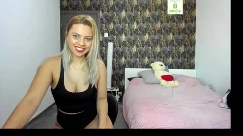 Snapshot of carlastacefun chatting on 01/09/26, 09:45 CarlaStaceFun online show from 01/09/26, 09:45