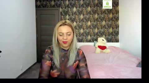 Snapshot of carlastacefun chatting on 01/13/26, 07:46 CarlaStaceFun online show from 01/13/26, 07:46