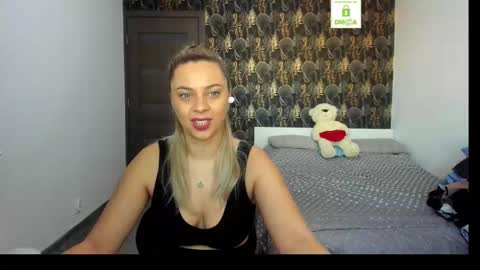 Snapshot of carlastacefun chatting on 02/03/26, 06:40 CarlaStaceFun online show from 02/03/26, 06:40