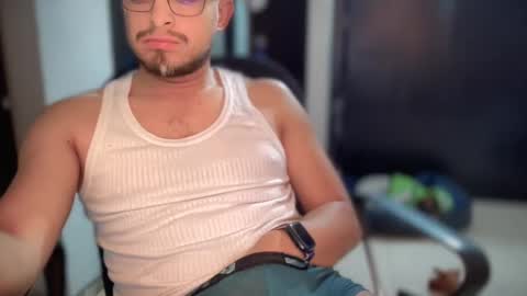 carlcarlinches4 online show from 03/05/25, 04:34