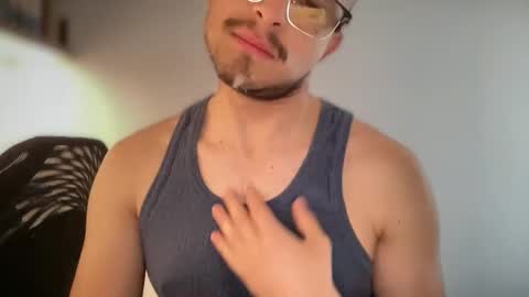 Snapshot of carlcarlinches4 chatting on 12/01/25, 12:43 carlcarlinches4 online show from 12/01/25, 12:43