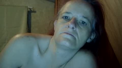 Snapshot of carleeswoman08 chatting on 12/24/24, 12:44 carleeswoman08 online show from 12/24/24, 12:44