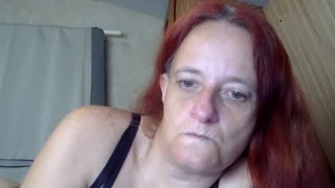 Snapshot of carleeswoman08 chatting on 12/30/24, 05:23 carleeswoman08 online show from 12/30/24, 05:23