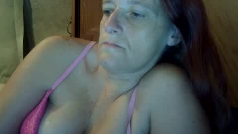 Snapshot of carleeswoman08 chatting on 09/11/25, 12:27 carleeswoman08 online show from 09/11/25, 12:27