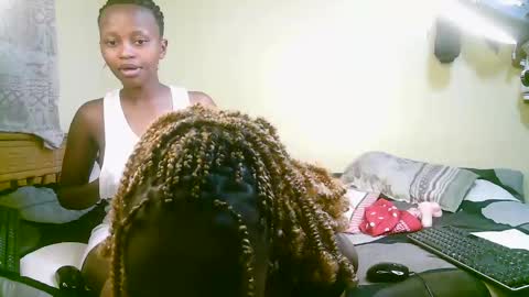 Snapshot of carlex_ chatting on 03/03/25, 08:32 carlex_ online show from 03/03/25, 08:32