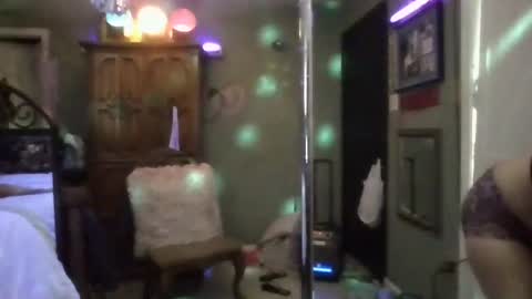 Snapshot of carleydenza83 chatting on 04/12/26, 05:12 carleydenza83 online show from 04/12/26, 05:12