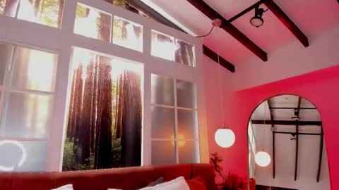    online show from 09/22/25, 08:22