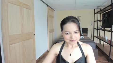 Snapshot of carlin1511 chatting on 09/19/25, 06:52 carlin1511 online show from 09/19/25, 06:52
