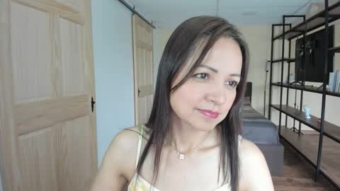 Snapshot of carlin1511 chatting on 09/24/25, 06:33 carlin1511 online show from 09/24/25, 06:33