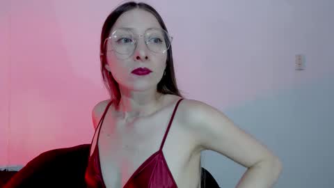 Snapshot of carlin_diaz_ chatting on 02/01/26, 10:41 carlin_diaz_ online show from 02/01/26, 10:41