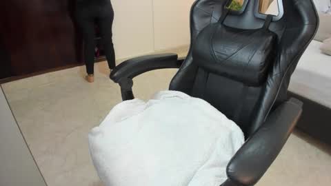 C A R L I N A online show from 11/20/25, 12:16