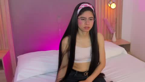 Snapshot of carlina_15 chatting on 05/26/26, 12:34 C A R L I N A online show from 05/26/26, 12:34