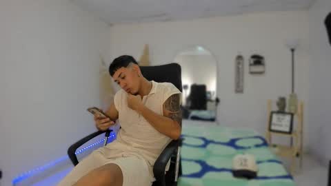 master online show from 10/26/25, 02:45