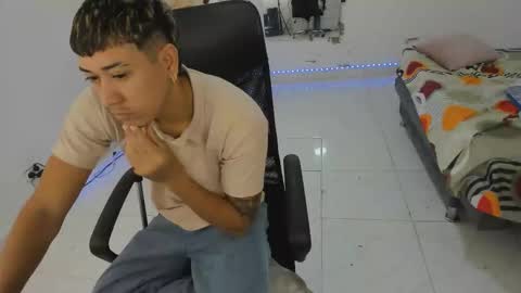 master online show from 12/21/25, 02:46