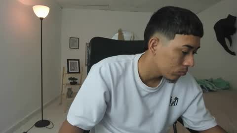 Snapshot of carlitosex09 chatting on 03/03/26, 04:57 master online show from 03/03/26, 04:57