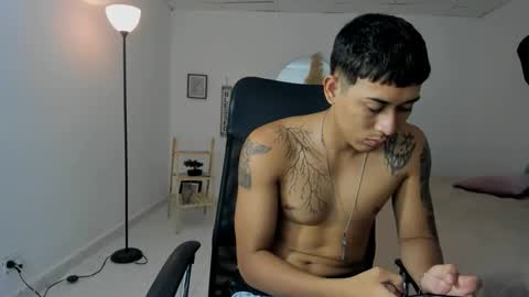 Snapshot of carlitosex09 chatting on 03/09/26, 12:36 master online show from 03/09/26, 12:36