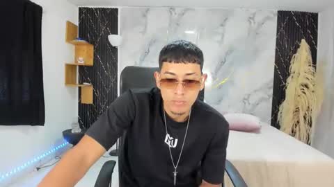 Snapshot of carlitosex09 chatting on 04/12/26, 09:53 master online show from 04/12/26, 09:53