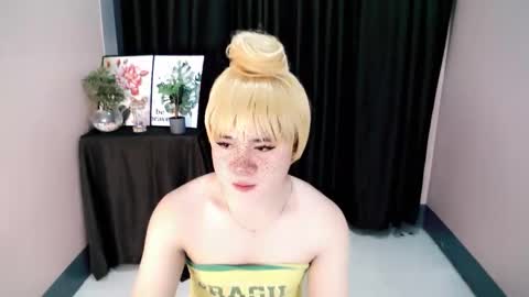 Snapshot of carlo_bigcock69 chatting on 09/17/25, 06:53 carlo_bigcock69 online show from 09/17/25, 06:53