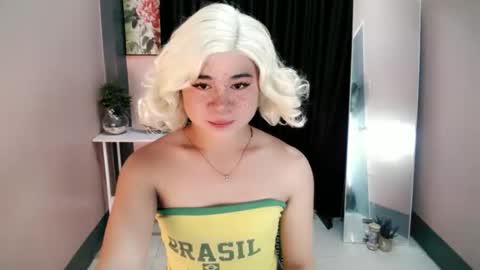 Snapshot of carlo_bigcock69 chatting on 09/28/25, 04:23 carlo_bigcock69 online show from 09/28/25, 04:23