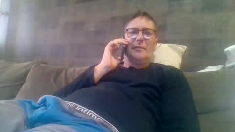 carlonebraska112233 online show from 10/18/25, 07:20