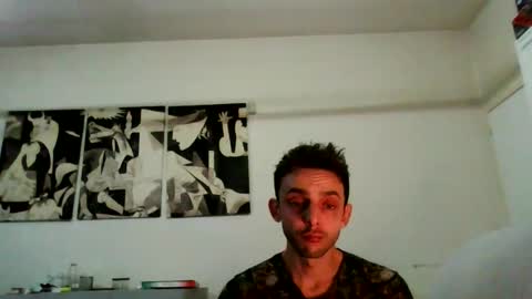 Snapshot of carlos037tm chatting on 12/13/25, 09:20 Carlos online show from 12/13/25, 09:20