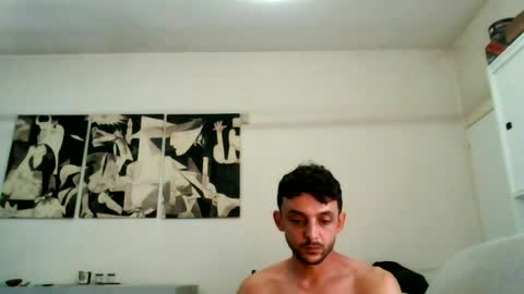 Snapshot of carlos037tm chatting on 06/19/26, 11:47 Carlos online show from 06/19/26, 11:47