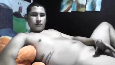 carlos221230807825 online show from 05/18/26, 07:58