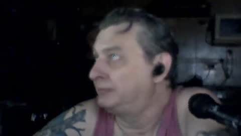 carlos712009 online show from 04/08/26, 06:02