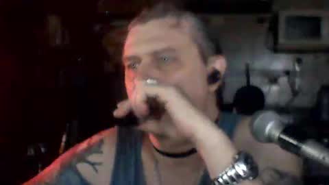 carlos712009 online show from 04/18/26, 07:56