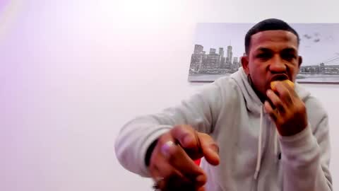 carlos_alber12 online show from 02/22/25, 06:52