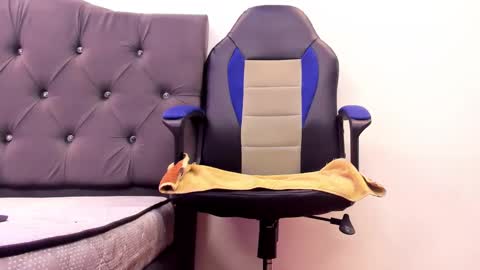 carlos_alber12 online show from 03/09/25, 09:57