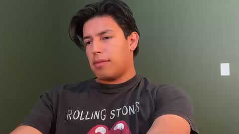 carlosjosecb2 online show from 10/16/25, 04:41