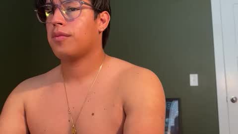 carlosjosecb2 online show from 11/11/25, 05:13