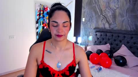 Snapshot of carlota_milf_30 chatting on 01/21/25, 01:43 Carlota online show from 01/21/25, 01:43