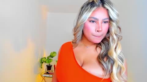 Andrea online show from 12/31/24, 12:46