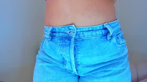 Andrea online show from 01/04/25, 07:23