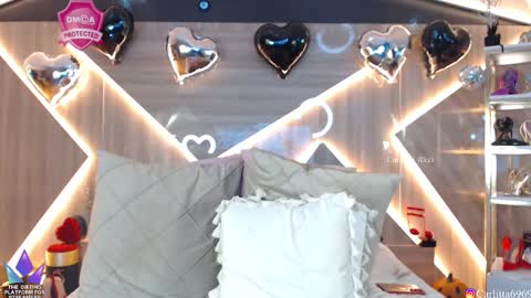 Snapshot of carlotta_ricci chatting on 10/12/25, 04:22 Carla Carla  I am sensual goddes and i was born for loveworshipping and enjoyment. online show from 10/12/25, 04:22