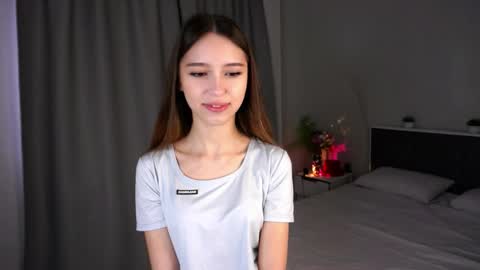 Snapshot of carlottabradney chatting on 03/30/26, 04:13 Emily online show from 03/30/26, 04:13