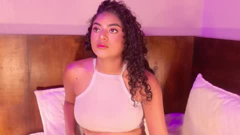 Carly Monroe  online show from 10/27/25, 10:14