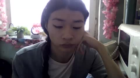 CarlyJoy online show from 11/06/25, 07:42