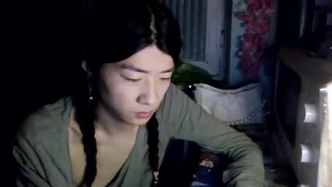 CarlyJoy online show from 11/28/25, 05:04