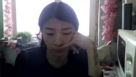 CarlyJoy online show from 12/22/25, 07:49