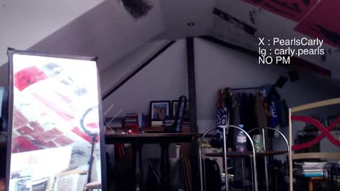 Snapshot of carlypearls chatting on 12/21/25, 04:03 Carly Pearls online show from 12/21/25, 04:03