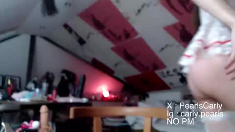 Snapshot of carlypearls chatting on 01/19/26, 03:32 Carly Pearls online show from 01/19/26, 03:32