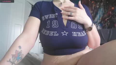 Snapshot of carlysmiles chatting on 03/09/25, 08:10 Carly Smiles online show from 03/09/25, 08:10