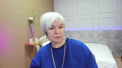 Snapshot of carmensoft chatting on 10/05/25, 08:51 Carmen online show from 10/05/25, 08:51