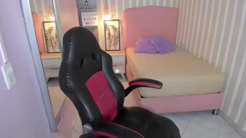 Snapshot of carmilla13 chatting on 03/05/26, 07:21 CARMILA online show from 03/05/26, 07:21