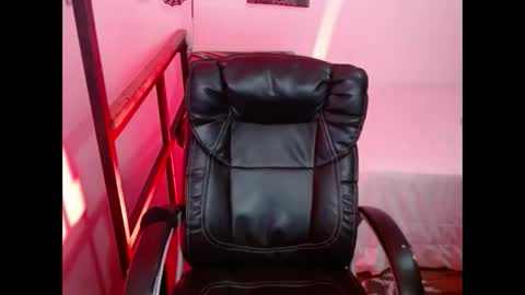 CARMILLA ROSS online show from 01/03/25, 11:35